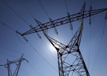 Consumo de electricidade aumenta 0,4% até julho com produção renovável em queda