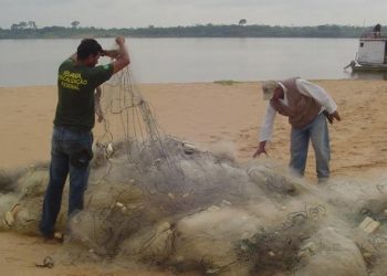 Polícia angolana apreende embarcações de pesca ilegal em áreas petrolíferas