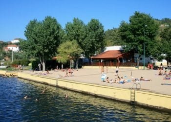 Praias fechadas por falta de água