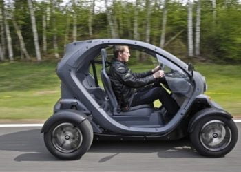 Renault Twizy surgem como alternativas aos tuk tuk em Lisboa e no Porto