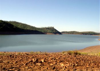 Seca extrema a severa põe em causa disponibilidade hídrica. Algarve é a região menos afetada.