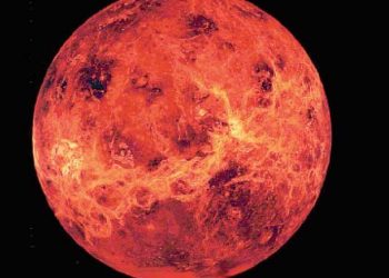 Nasa descobriu água em Marte. Esta descoberta aumenta as hipóteses da existência de vida no planeta.