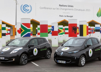 Frota de automóveis elétricos usados na COP21 evitou emissão de 18 toneladas de CO2