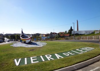 Alunos de Leiria usam lixo para fazer presépio
