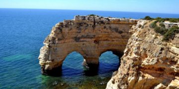 “Ambiente não será sacrificado pela exploração de petróleo no Algarve”