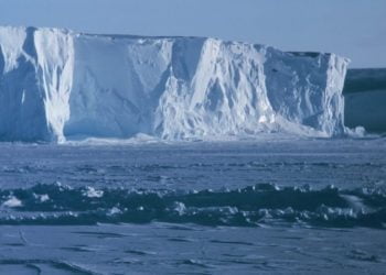 Barreira de segurança da Antártida em risco