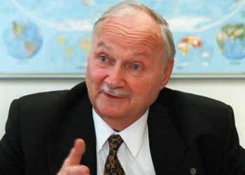 Fórum Mundial Ambiente 21 homenageia Maurice Strong