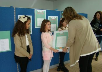 “Falar de água com amor” em exposição na loja da Águas de Paços de Ferreira