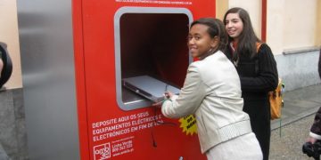 Mais de 320 escolas nacionais recolhem resíduos para a Escola Electrão