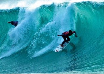 Australianos têm projeto de 120 milhões para ondas de Peniche