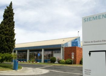 Siemens Portugal vai iluminar 15 milhões no Egito