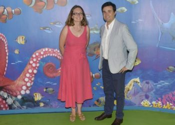 Embaixadora britânica visita SEA LIFE Porto