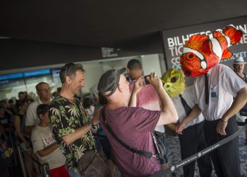 Oceanário de Lisboa apresenta animação e performance circense