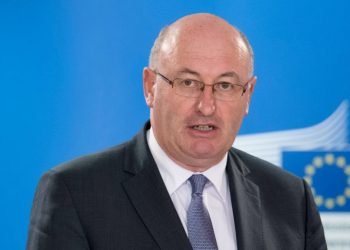 Comissário europeu da Agricultura e Desenvolvimento Rural está hoje em Lisboa