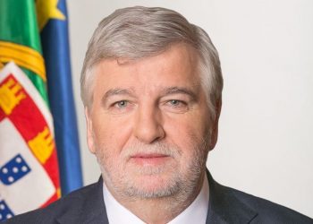 Governo quer alterar sistema para reduzir número e dimensão dos fogos