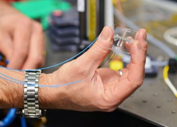 Sensores inteligentes vão detetar poluição ambiental à velocidade da luz