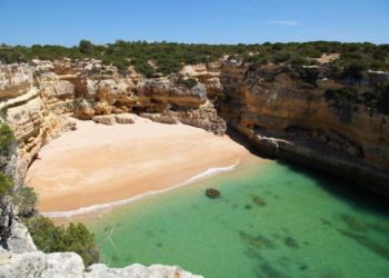 Duas novas praias aptas para banhos