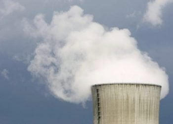 Parlamento aprova texto comum de condenação sobre central de Almaraz