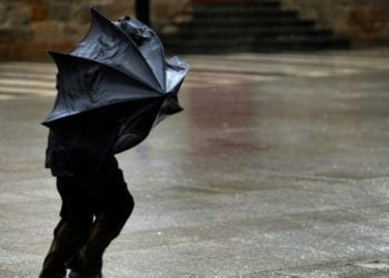 Aviso vermelho em sete distritos a partir de quinta-feira devido ao mau tempo