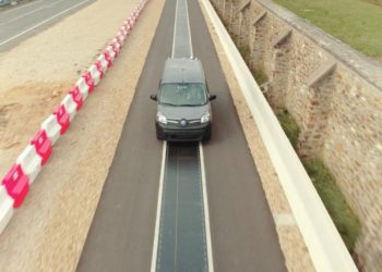 Renault investe em projeto de carregamento dinâmico de veículos elétricos