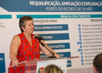 Assinado contrato de concessão do porto de recreio de Olhão