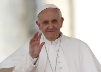 Papa Francisco manda desligar as fontes do Vaticano por causa da seca