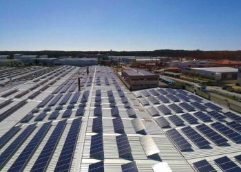 Porcelanas da Costa Verde inaugura central fotovoltaica