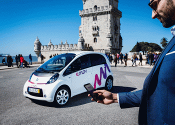 emov chega a Lisboa no dia 18 de abril com serviço de carsharing 100% elétrico