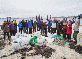 “Dugnad”: Noruega mobiliza-se para eliminar o plástico da sua orla costeira