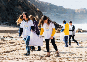 Liga MEO Surf: Figueira da Foz recebe terceira ação de limpeza de praia