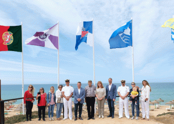 Bandeira Azul, Qualidade de Ouro e Praia Acessível hasteadas no Concelho de Loulé