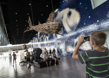 Oceanário de Lisboa apresenta exposição “Keep the Oceans Clean”