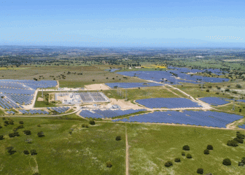 Allianz adquire primeira central solar fotovoltaica em Portugal