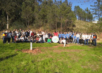 Alunos da Escola de Hotelaria e Turismo de Coimbra a AGIR contra as Alterações Climáticas