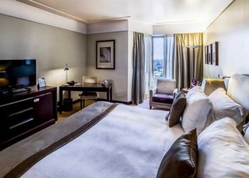 Crowne Plaza Porto aposta na redução do consumo de água