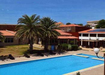 Primeiro hotel em Cabo Verde contra o plástico já eliminou frascos e palhinhas