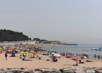 Oeiras abre Época Balnear no dia 18 de maio com águas excelentes, em praias limpas e seguras para todos