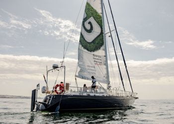 Volta ao mundo em veleiro arranca amanhã com energia da Galp