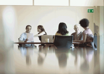 Schneider Electric colabora com Médicos Sem Fronteiras para melhorar a eficiência energética da sua sede em Espanha