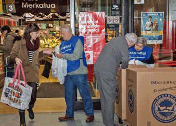 Smurfit Kappa colabora na Grande Recolha de Alimentos com os contentores de recolha e as caixas de entrega