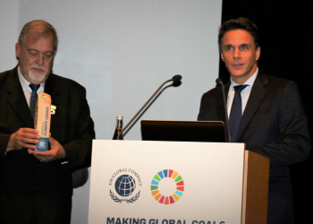 Águas de Portugal assina compromisso para redução de emissões