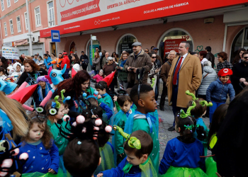 Seis mil jovens foliões desfilaram no Carnaval das Escolas do Barreiro com o mote da “Sustentabilidade Ambiental”