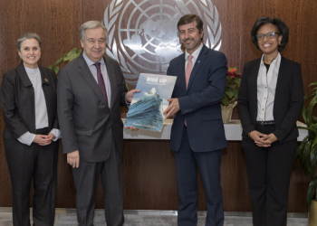 Rise Up: Fundação Oceano Azul lidera iniciativa internacional que desafia Governos e empresas a defenderem o Oceano