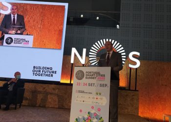 Investir mais nas tecnologias é algo que se exige no caminho que está ser feito, diz Siza Vieira