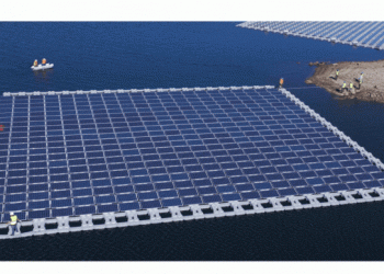 Construção do parque solar flutuante da EDP no Alqueva recebeu luz verde