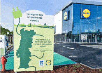 Lidl assume a diferença da nova tarifa e mantém preço de carregamento de veículos elétricos aos clientes