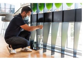 Instalação de biorreatores de microalgas vai melhorar qualidade do ar da sede da Nestlé Portugal