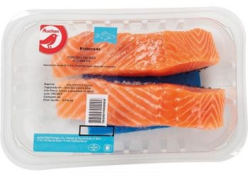 Auchan Portugal alarga oferta de pescado fresco em embalagens 100% recicláveis
