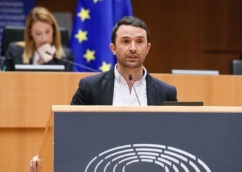 “A crise climática é um sintoma de uma crise económica e social”