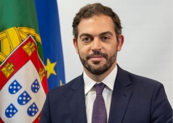 Portugal está “muito pouco exposto ao fornecimento de gás russo”, assegura ministro